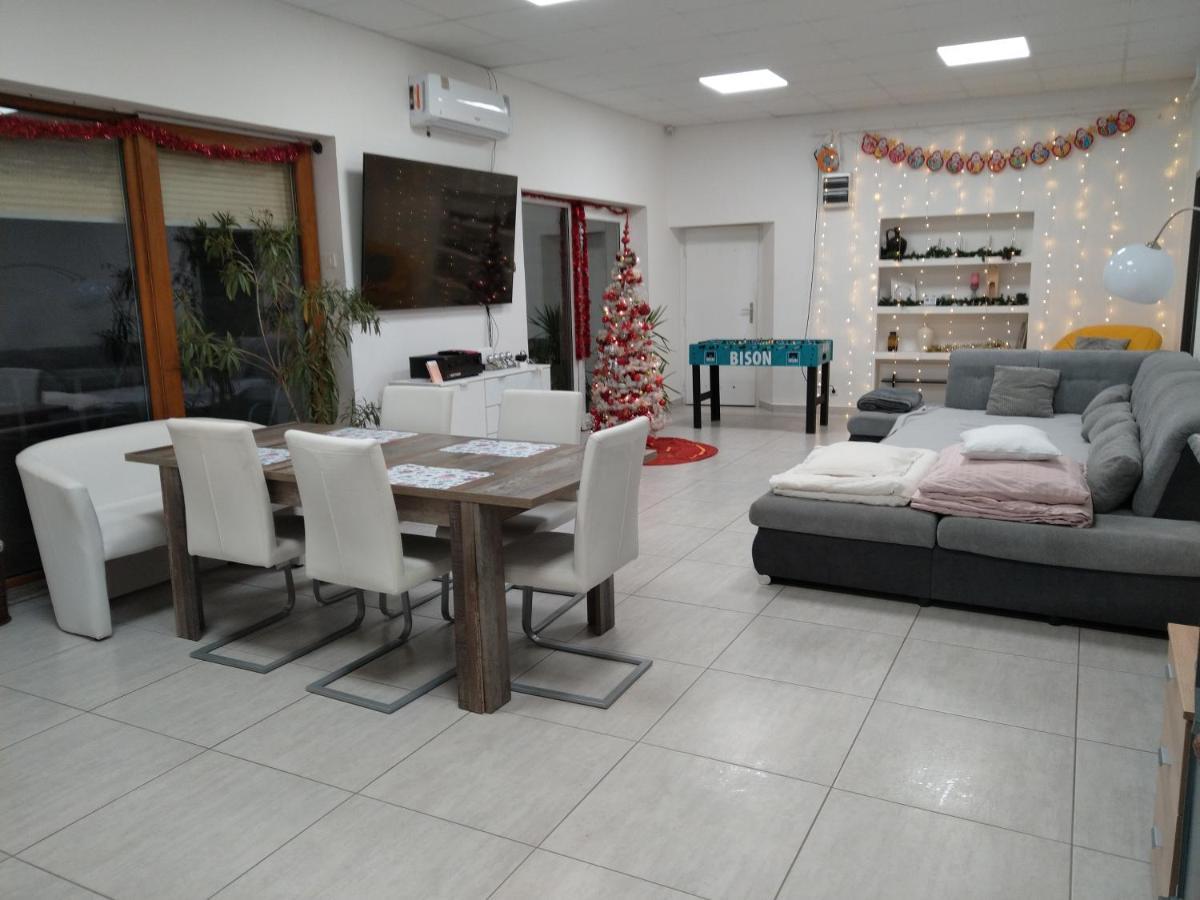 Silver Dream Apartmanhaz Debrecen Eksteriør billede